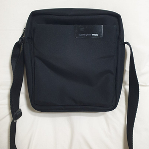 샘소나이트 RED 크로스백