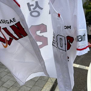 랜더스필드 8/28(목) 18:30 4층 스카이뷰(연석,원가양도합니다)