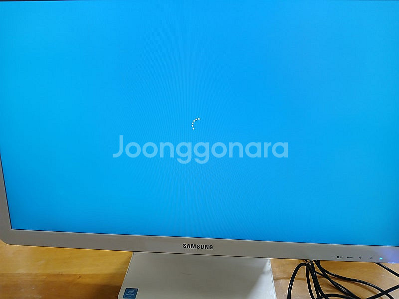 삼성 24인치 일체형 피씨 (올인원 DM700A4K )--2