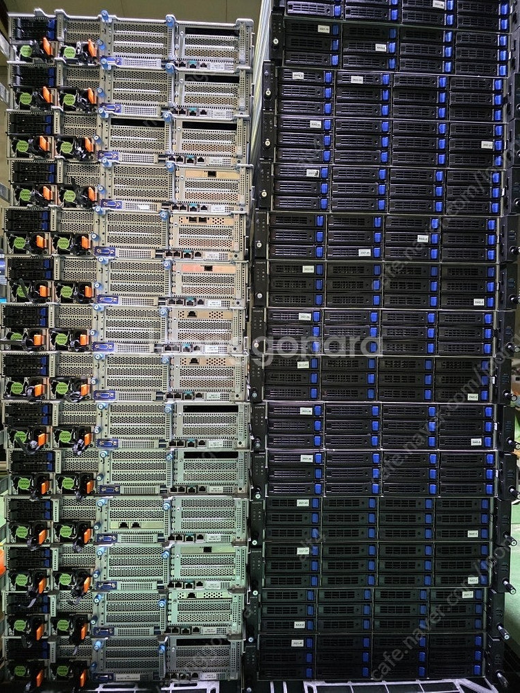 GIGABYTE R281-3c1 베어본--3
