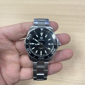 태그호이어 아쿠아레이서 41mm 팝니다.