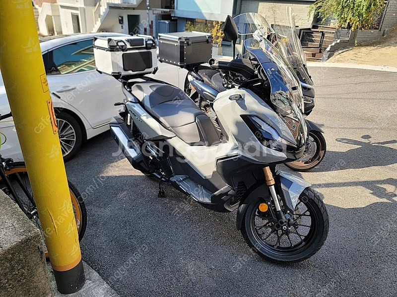 혼다 adv350 24년식 그레이 판매합니다.--1
