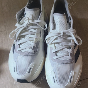 아디다스 새상품 미시착런닝화서울보스턴11 사이즈us280 가격83000원