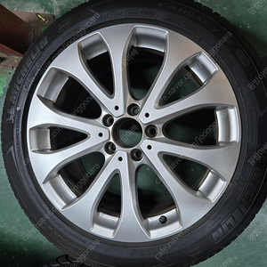 e클래스 18인치 순정 휠타이어 판매 타이어 미쉐린