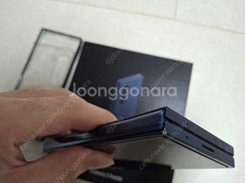 갤럭시z폴드6 256기가 자급제 팝니다--4