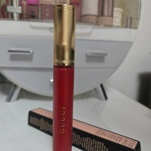 구찌 틴트 루즈 아 레브르 리퀴드 매트 25 골디레드 1.5천원