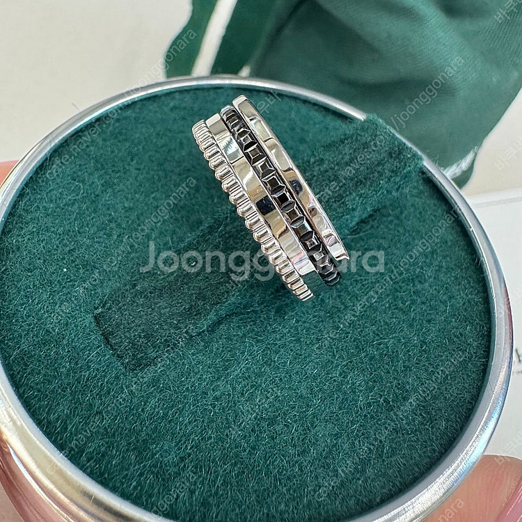 부쉐론 콰트로 블랙 에디션 스몰링 화골세라믹 62호 반...--1