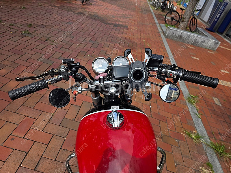 인터셉터650 21년식--1