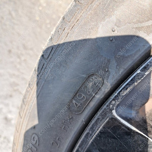 255 35ZR 19인치 휠타이어(아우디A5사용)판매