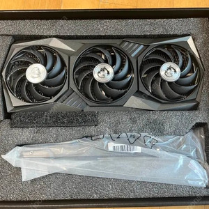 MSI RTX 3070ti 게이밍x트리오 D6X 8GB 팝니다.