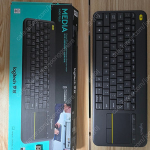 로지텍 K400 PLUS 무선 키보드 트랙패드