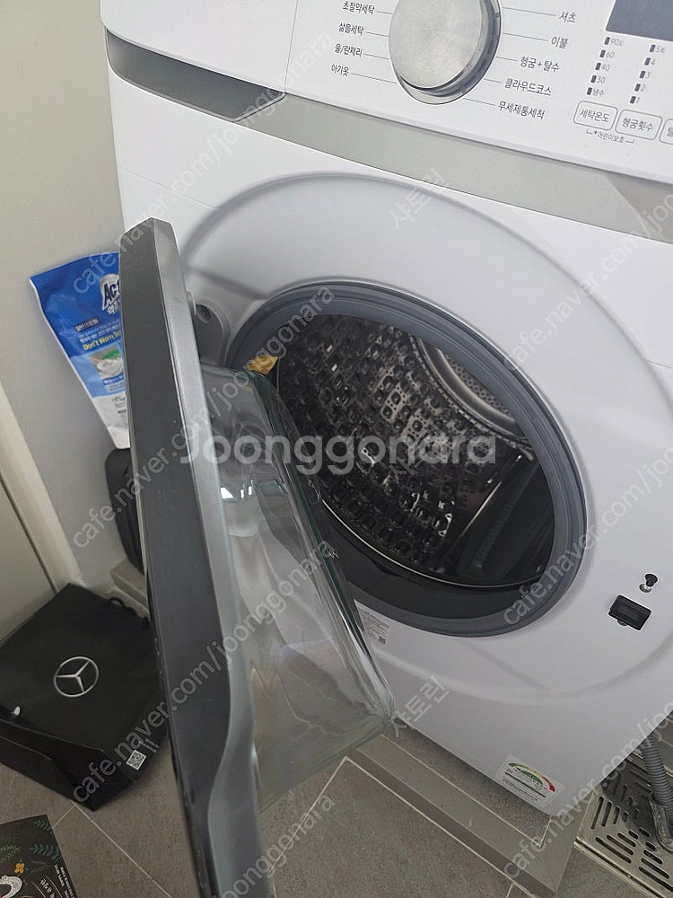 삼성전자 그랑데 세탁기 WF19T6000KW 화이트--1