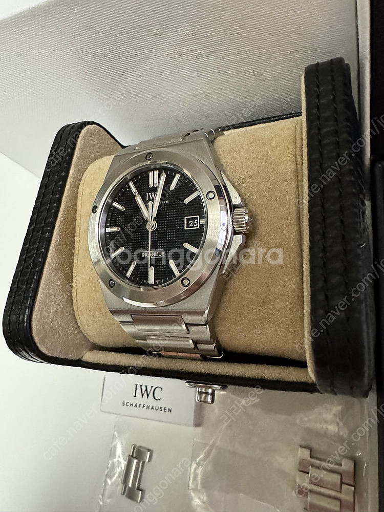 iwc 인제니어 블랙 팝니다. (23.9. 국내신세계백...--1