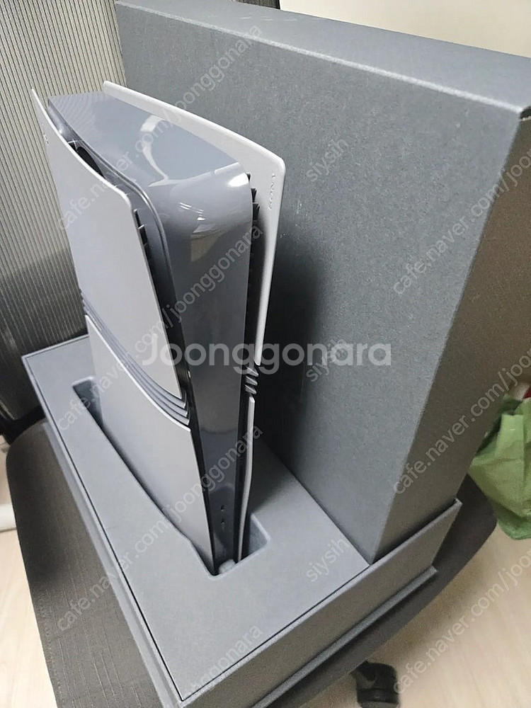 PS5 프로 30주년 기념한정판+디스크드라이브--1