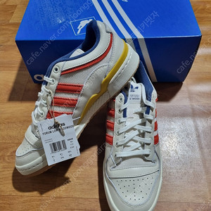 새거 무료배송 한정판 39만 아디다스 270