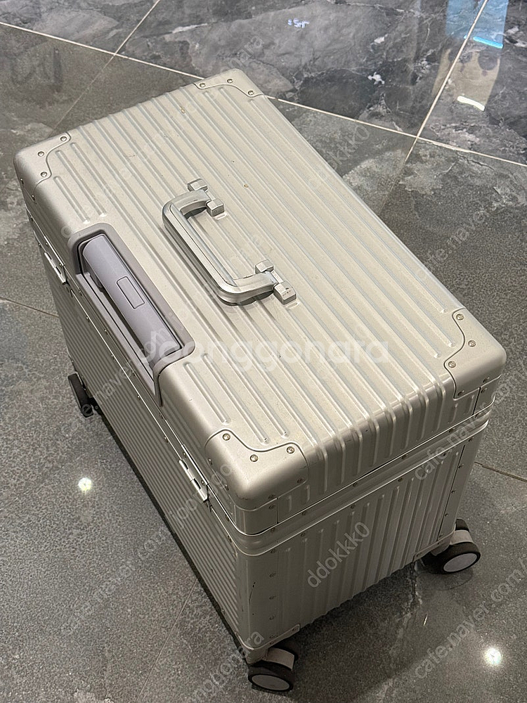 알루미늄 카메라 캐리어 22인치--1