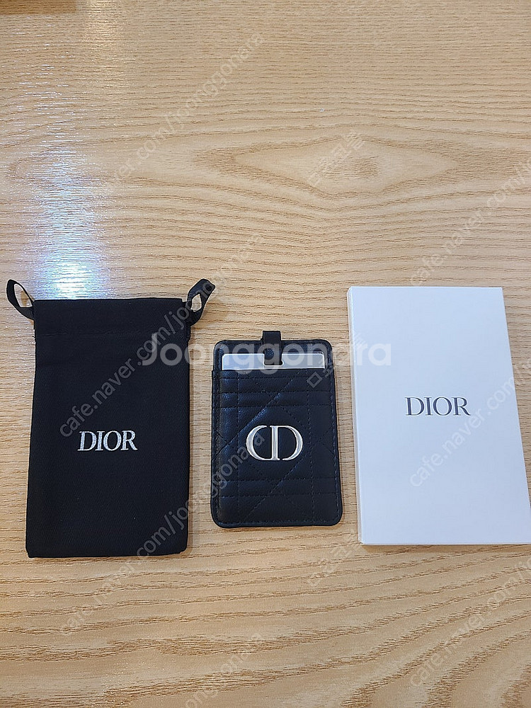 디올 카드홀더 새상품--0