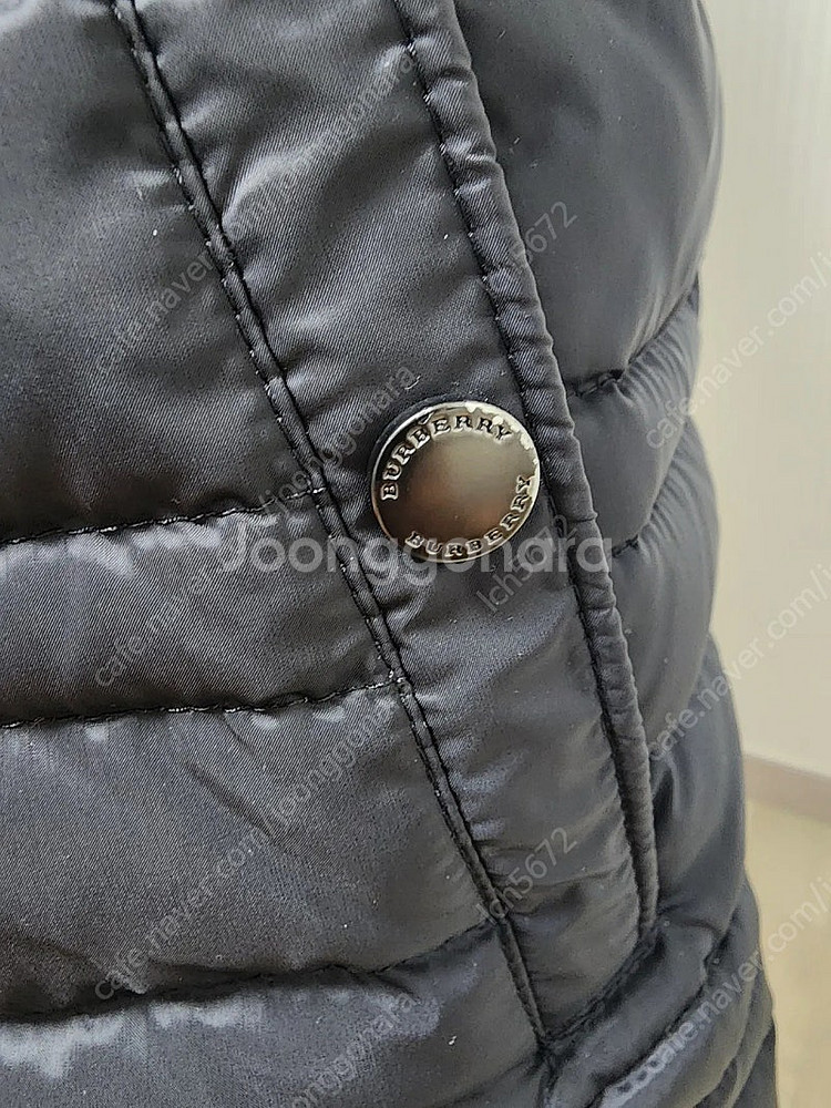BURBERRY 버버리 경량 패딩 조끼--4