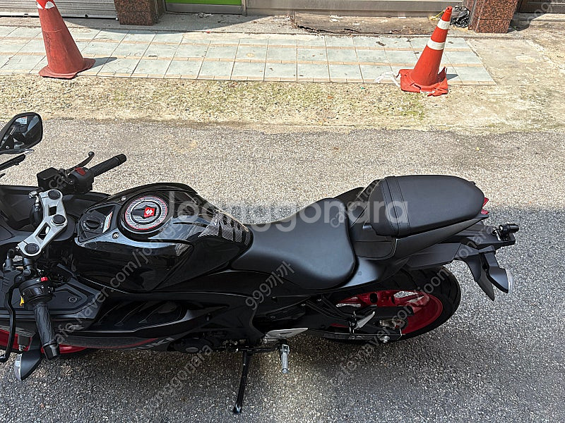 서울 스즈키 GSX-R125 25년식 민트급--2