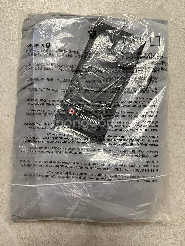 남성 룰루레몬 페이스브레이커 9인치 쇼츠 반바지 실버드롭 m사이즈 완전 새상품--1