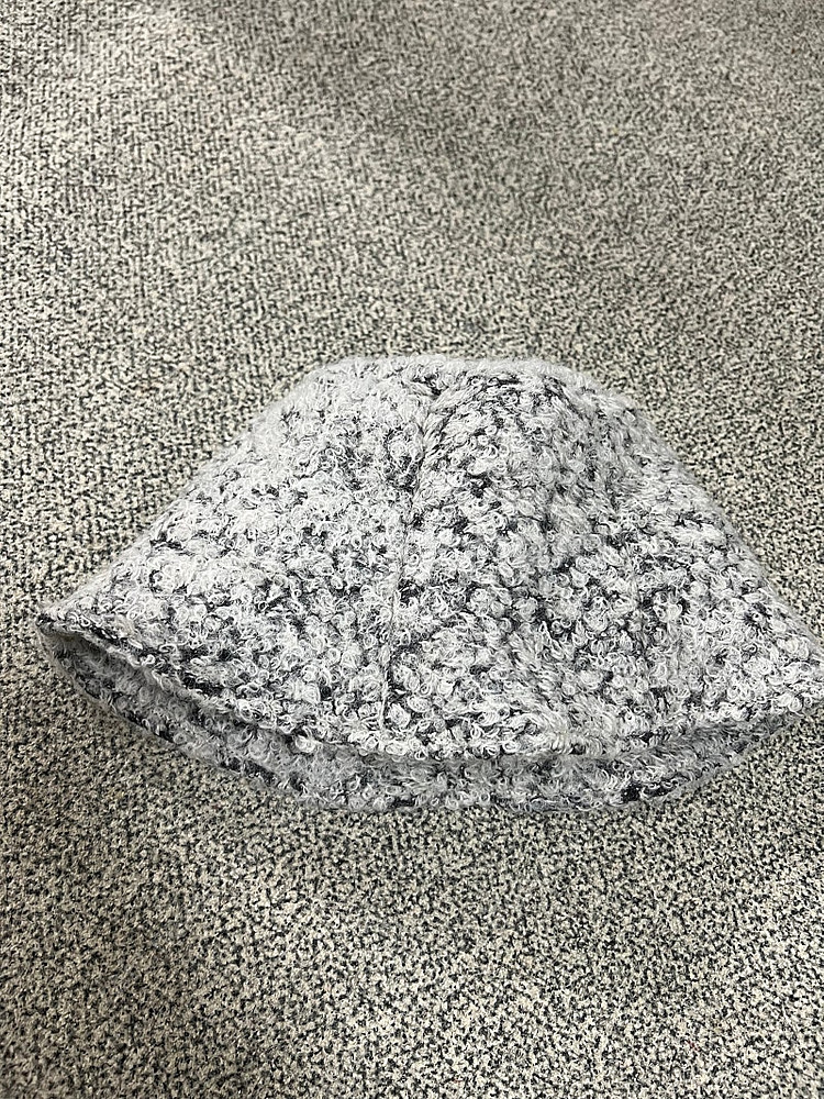 어썸니즈 모자--1