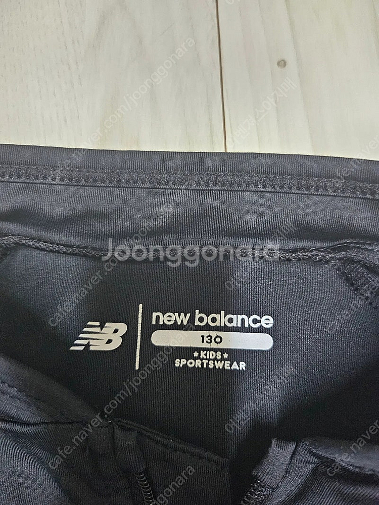 뉴발 남아 래쉬가드 세트--4