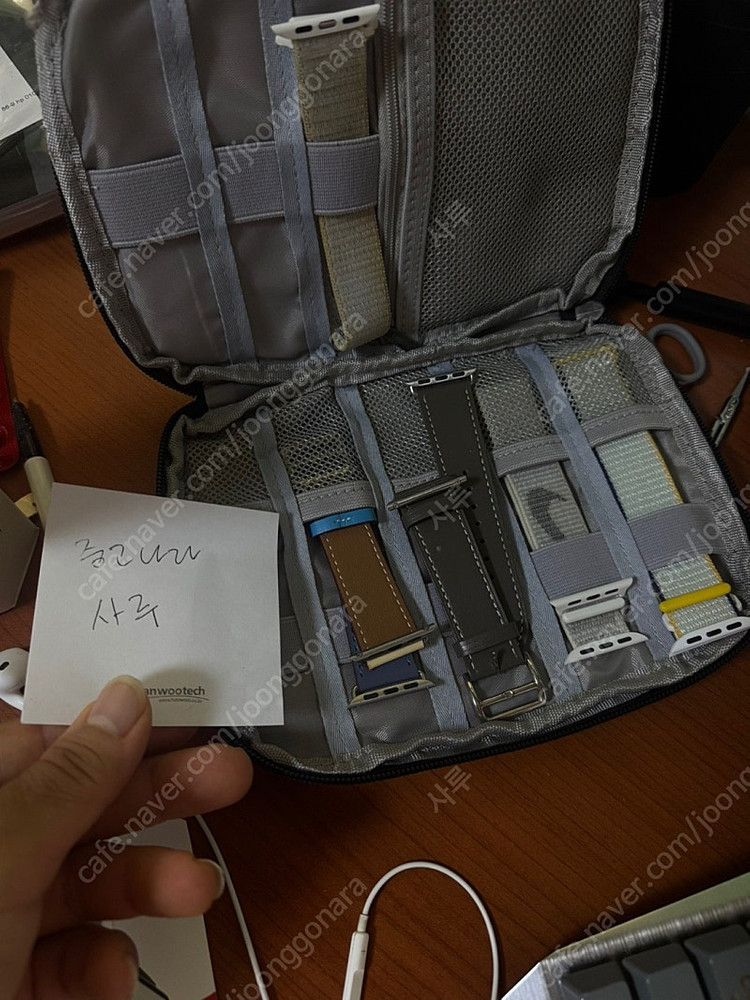 애플워치9 41mm 미드나잇 gps모델 팝니다--1