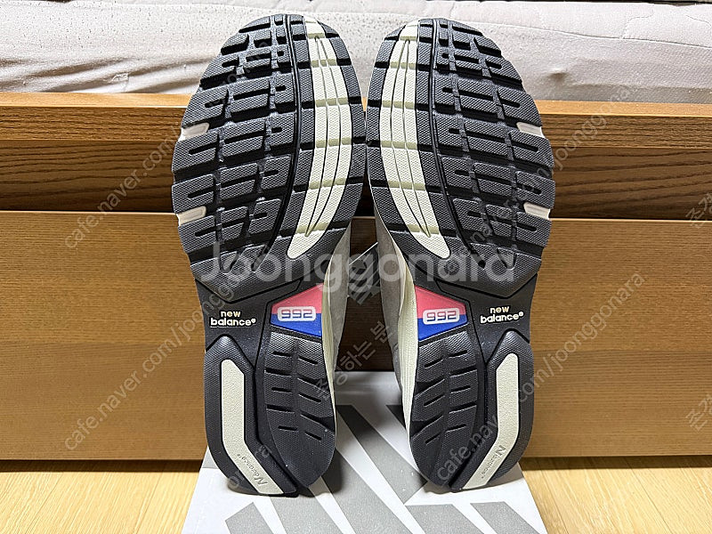 뉴발란스 992 그레이,머쉬룸 280 판매합니다--5