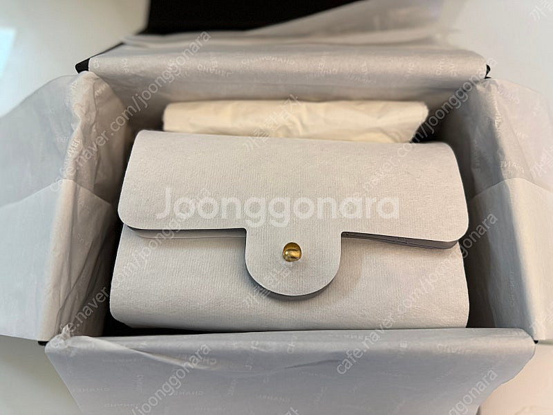 샤넬 골드볼 뉴미니--1
