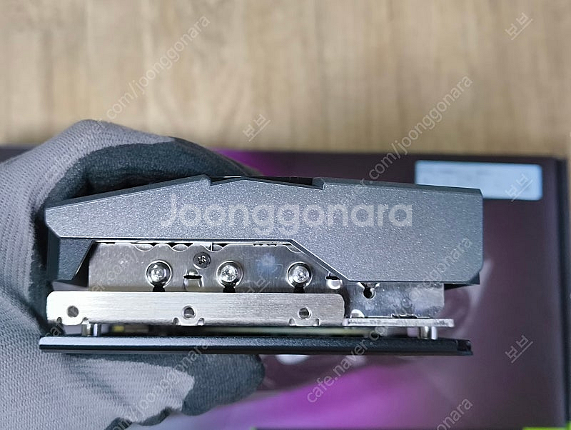 MSI 지포스 RTX 4070s SUPER 슬림 트프--4