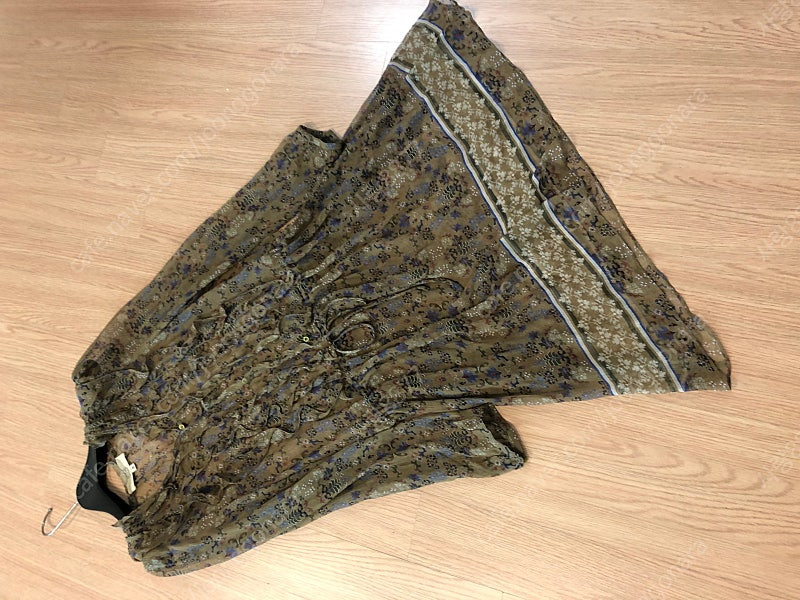 바네사브루노 아떼 실크100% 플로럴 시스루 원피스 휴가룩 하객룩 결혼식 보헤미안 보호시크 이미지