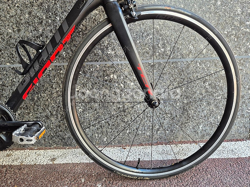 자이언트 TCR SLR2 시마노 105 에어로 로드 자...--3