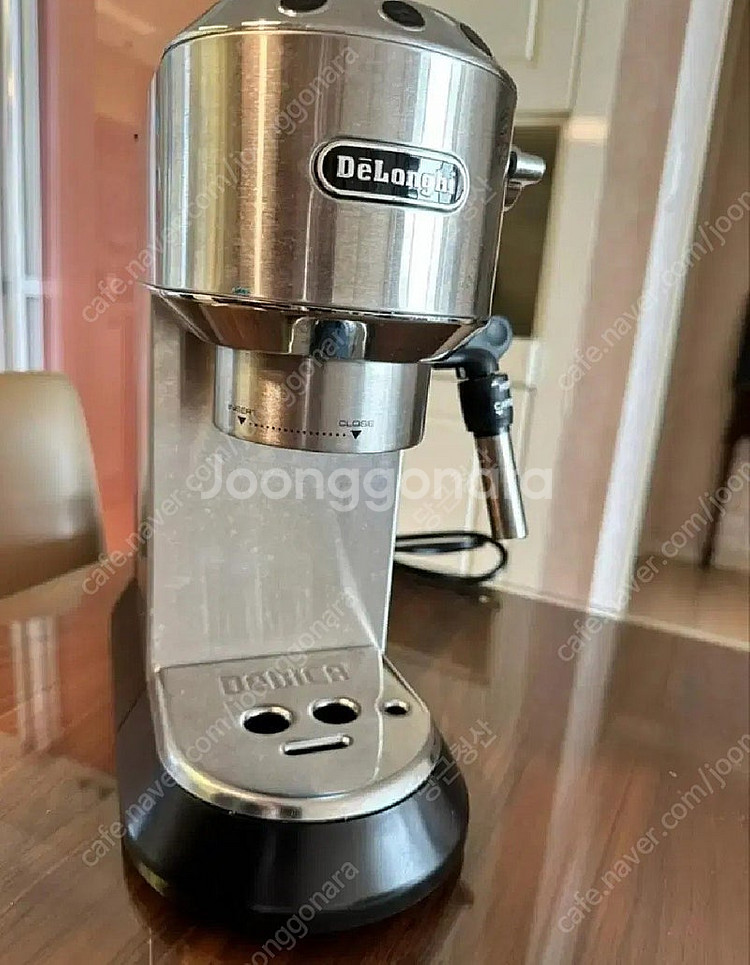드롱기 데디카 에스프레소 커피머신 EC685 풀셋 판매...--1