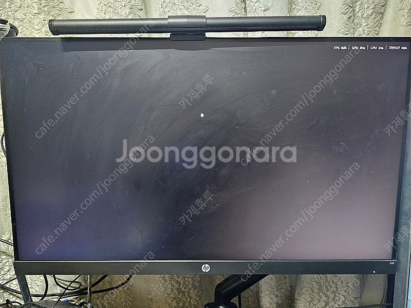 HP X32 QHD Gaming--0