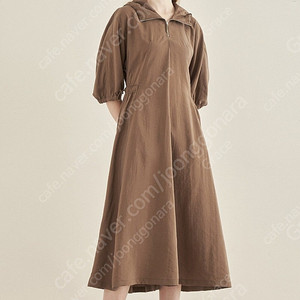 더캐시미어 후드 원피스 팔아요.