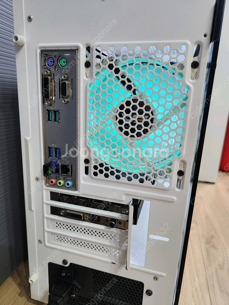 i7 컴퓨터 게이밍 본체 PC 판매 합니다.--2