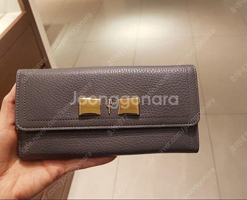 정품 페라가모 장지갑--7