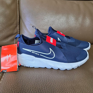 나이키 플렉스 러너 250사이즈 새상품