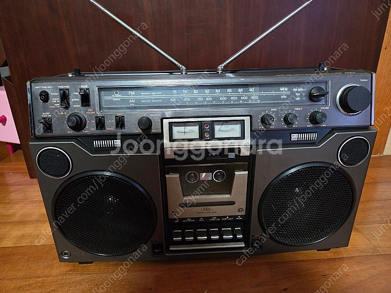 아이와AIWA 카세트 붐박스 TPR-820 팝니다--0