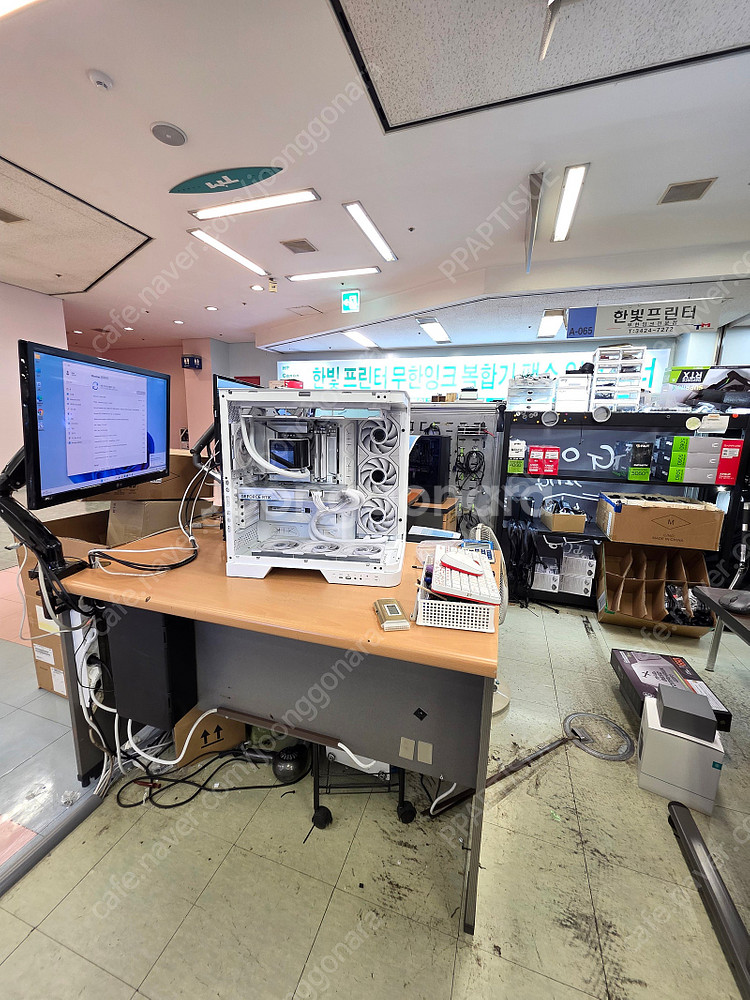 715만원 -> 572만원 // 9950x3d , 50...--4
