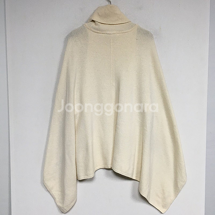 SANDRO 산드로 터틀넥 케이프 니트 1 / 랑방 마인 오브제 타임 럭키슈에뜨 산드로 마쥬 오르 시에 시스템--5