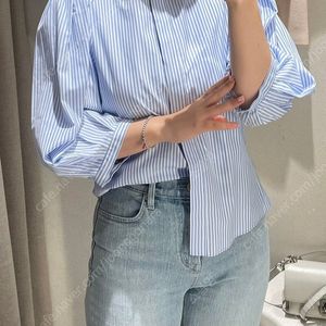 자라 볼륨 퍼프 소매 블라우스