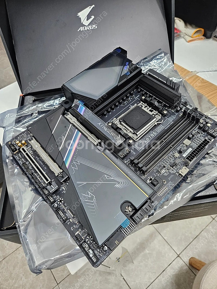 어로스 x870e xtreme ai top--1
