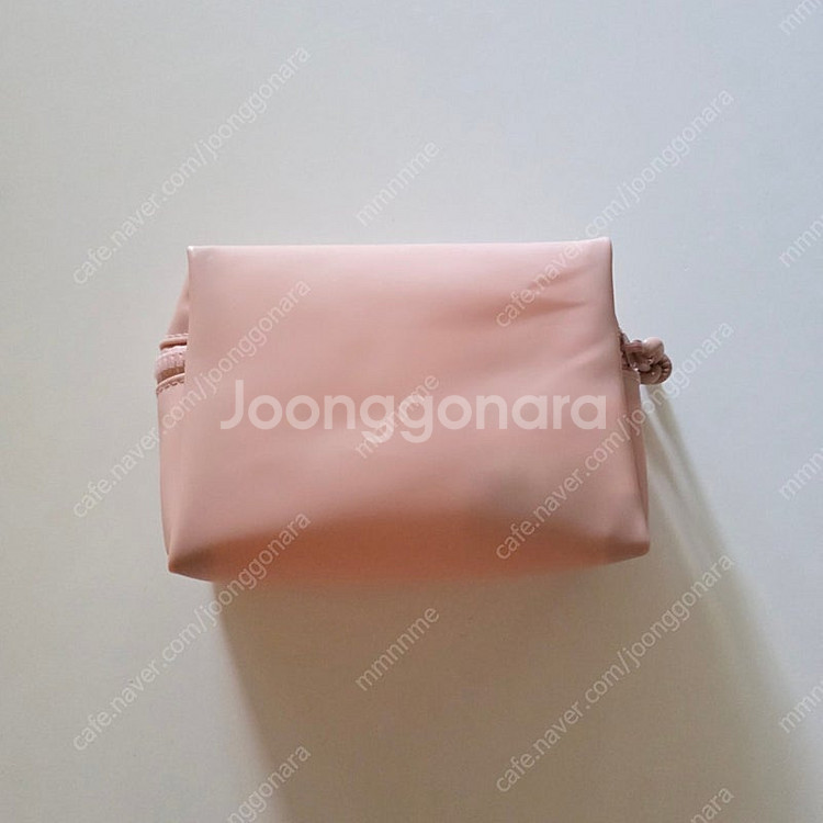 헤라 데어투베어 컬렉션 화장품 파우치(새제품)--2