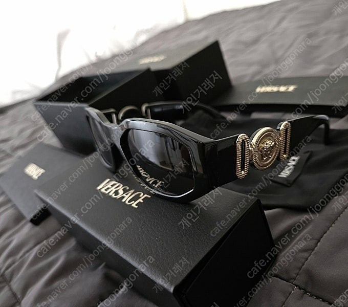베르사체 선글라스 블랙 이미지