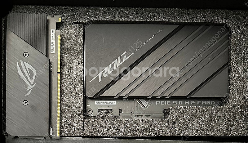 ASUS ROG MAXIMUS Z690 APEX 202...--2