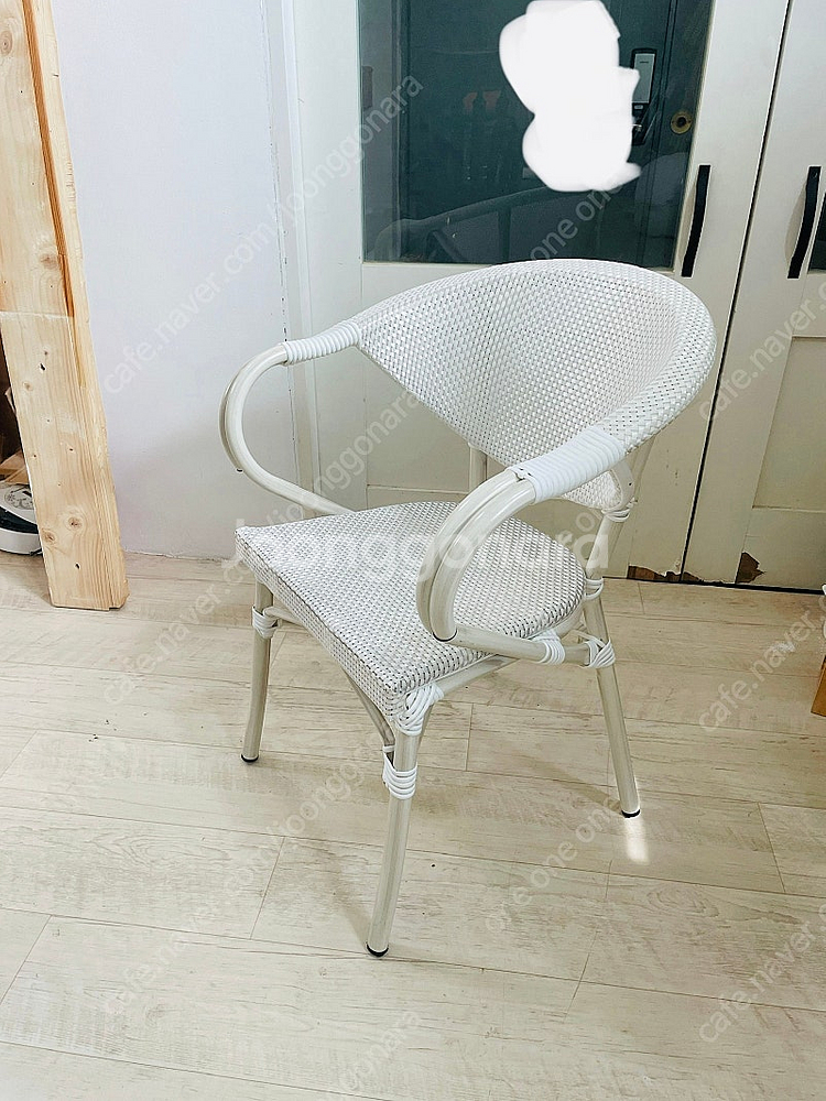 미스모네 라탄 암체어 야외의자 판매해요~!--6