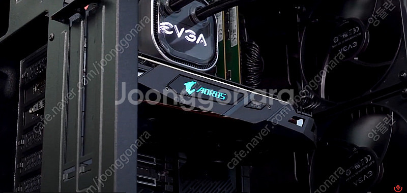 기가바이트 라데온 RX580 미개봉 새제품 팝니다.--4
