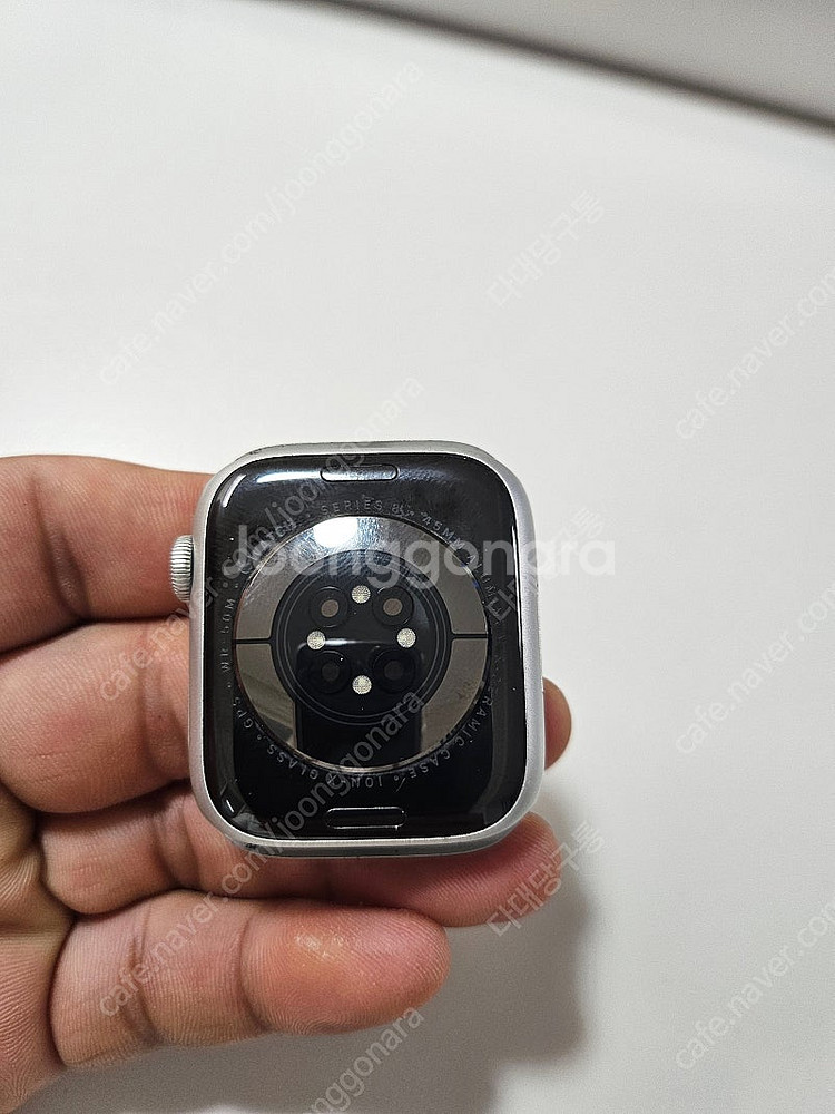 애플워치8 gps 45mm 나이키에디션 실버색상 판매합...--5