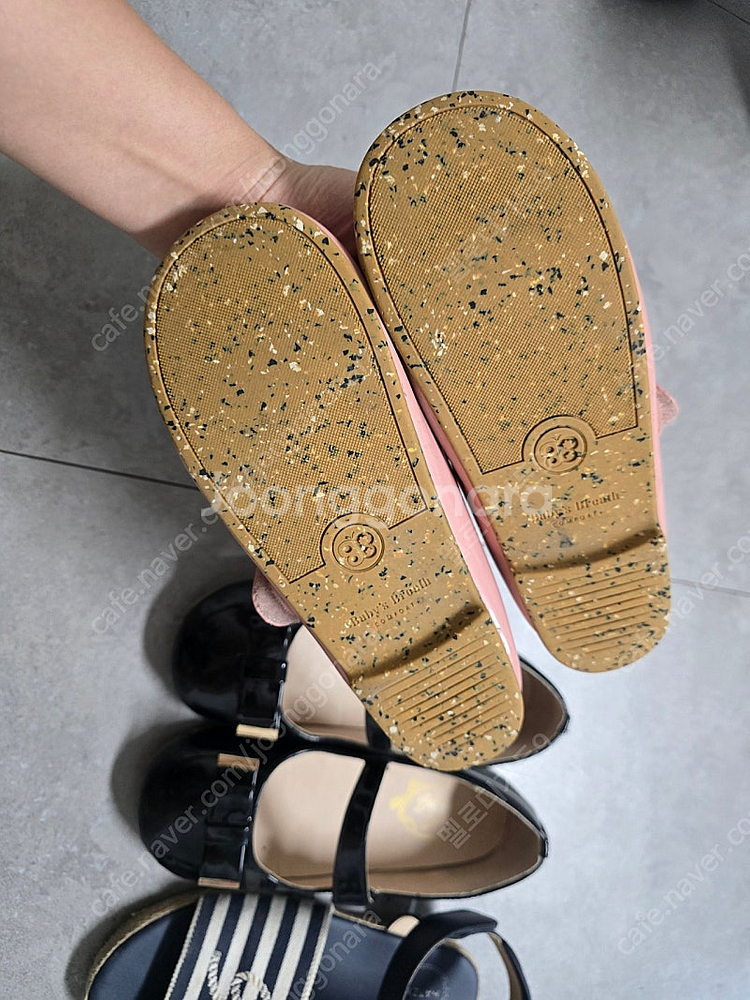 베이비브레스 블랙,핑크 헤지스샌들 230사이즈--3